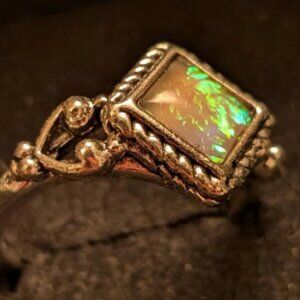 Opal Kite Shaped Silver Ring with Unique Vintage Design - Size 9